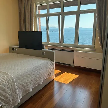 Isabella - Luxury With Style Right Next To The Beach, Private Pool And Sea View * Opatija